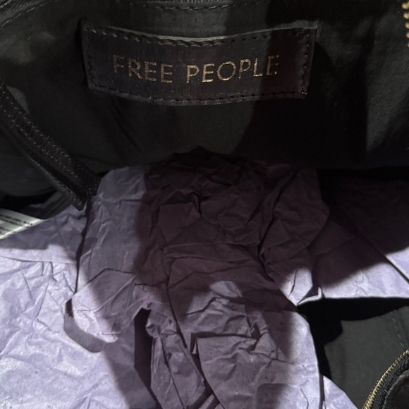 Free people Black Studded Leather Shoulder Bag NWT’s - Picture 9 of 12